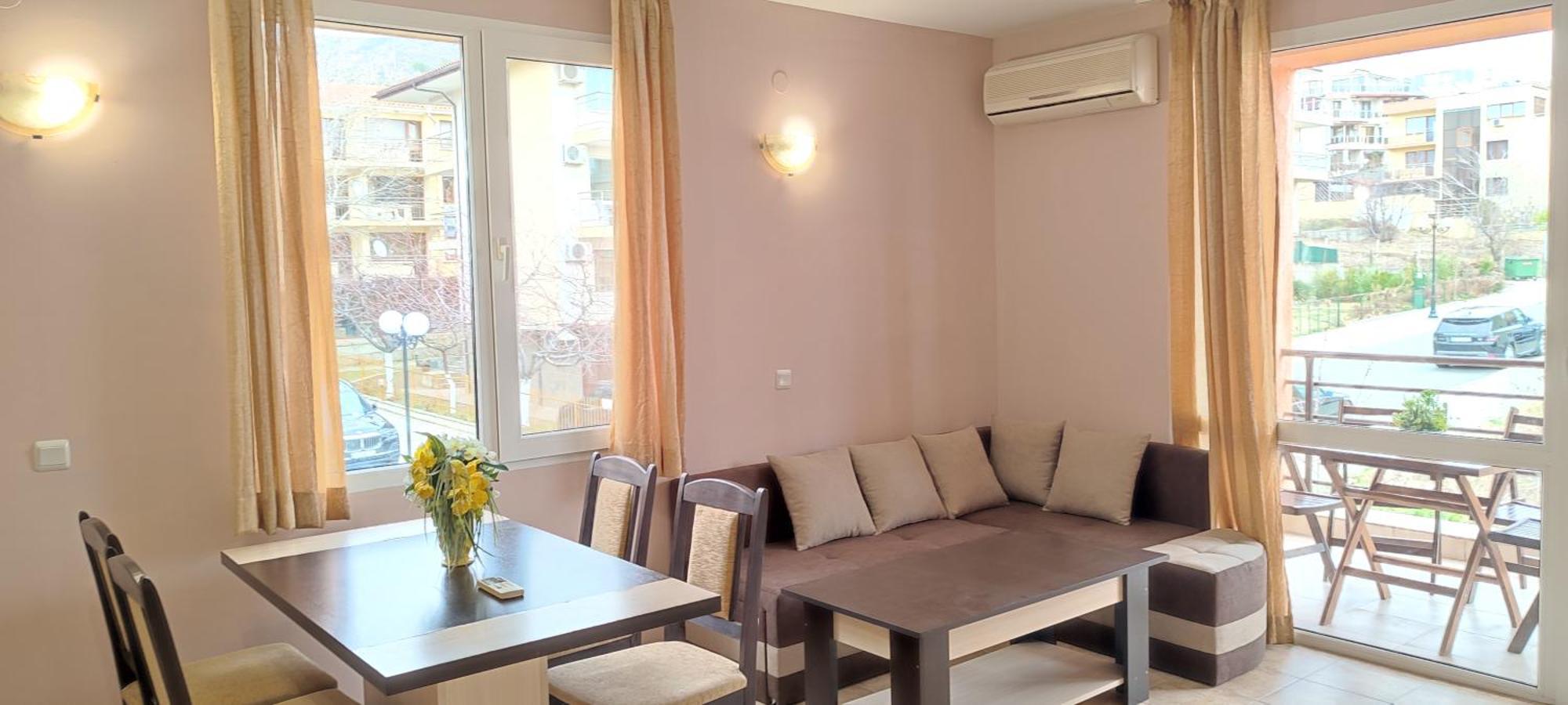 Dom-El Real Apartments 4 - Sveti Vlas Buitenkant foto