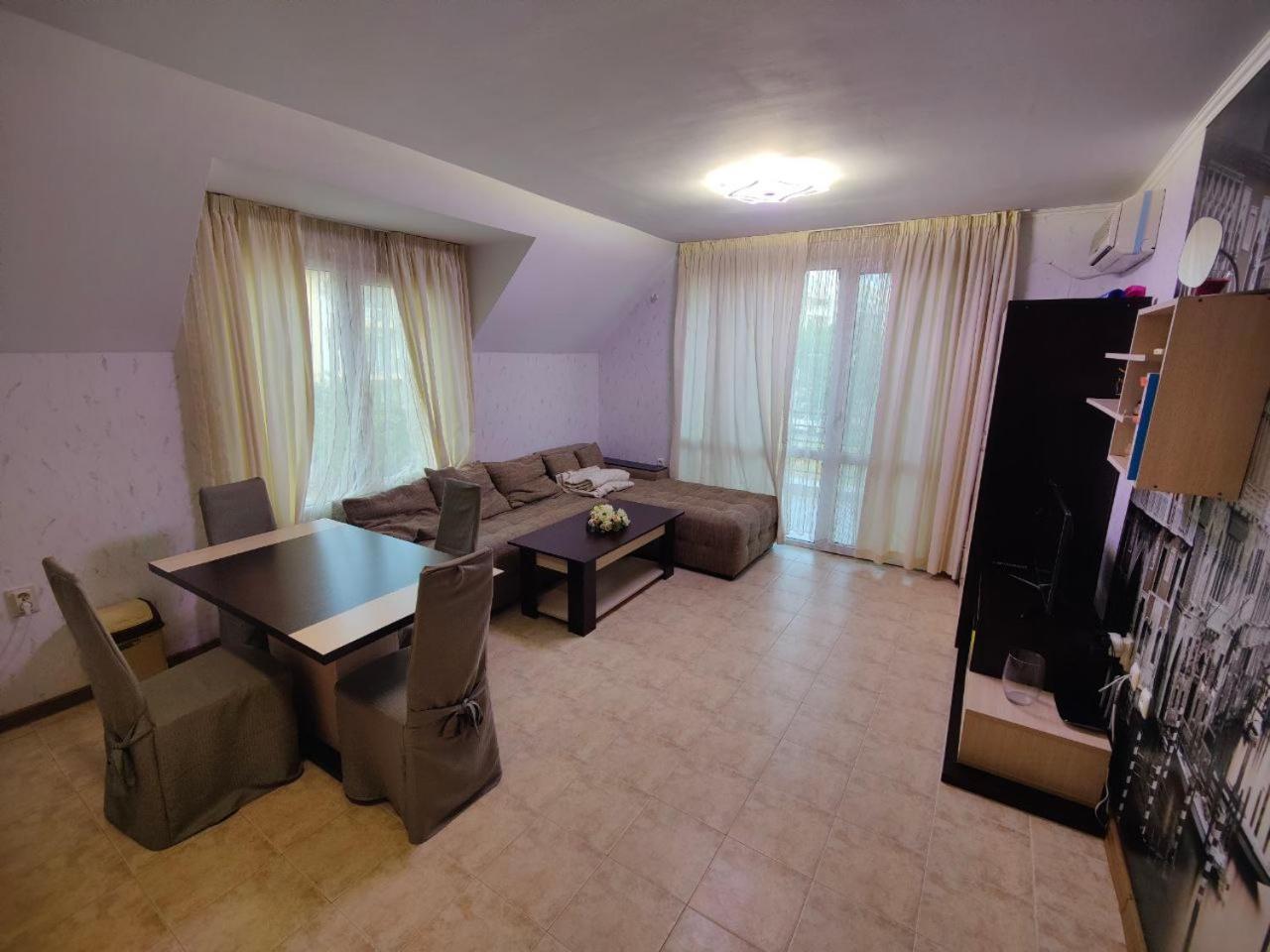 Dom-El Real Apartments 4 - Sveti Vlas Buitenkant foto